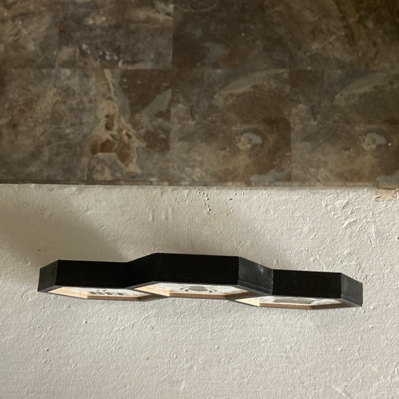 NWT- Black Wooden- Hexagonal- LET IT BEE 🍯🐝 Decoration Sign - Picture 8 of 14